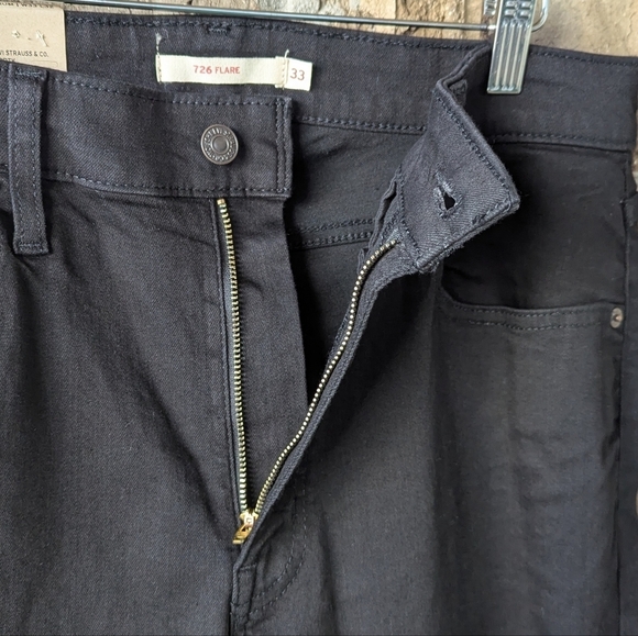 NWT Levi's 726 Flare Leg Jeans Black Size 33 - Picture 6 of 12